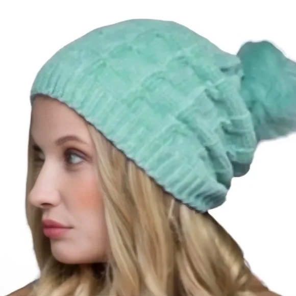 Chenille Soft Knit Whiter Hat with Pom Pom - Picture 8 of 8